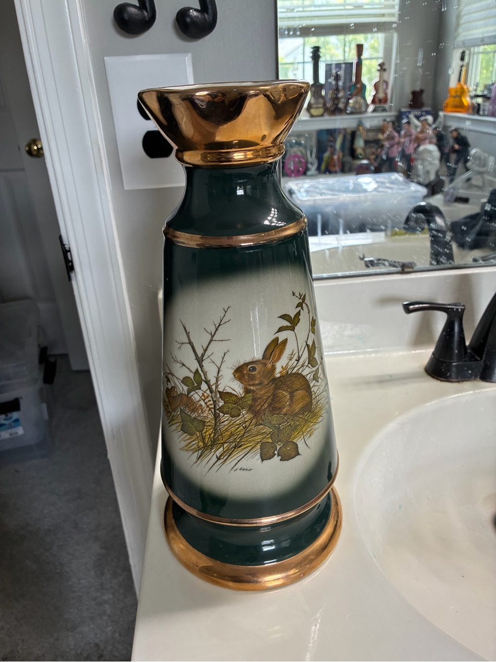 1978 vintage James B. Beam ceramic vase featuring a cottontail rabbit scene